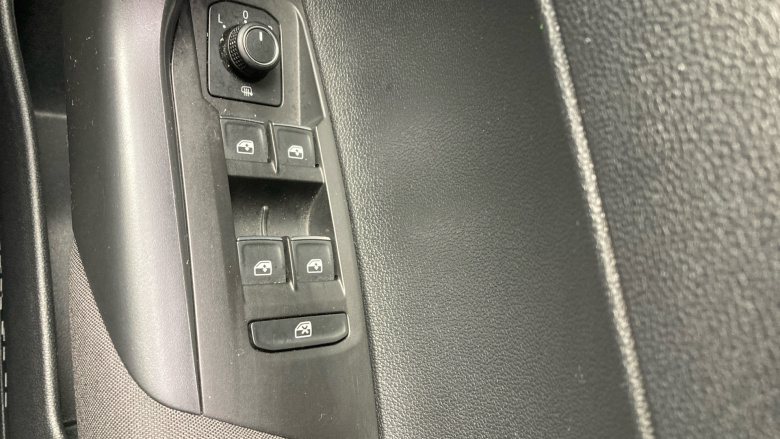 Volkswagen Polo 1.0 TSI 95 SE 5dr DSG Petrol Hatchback